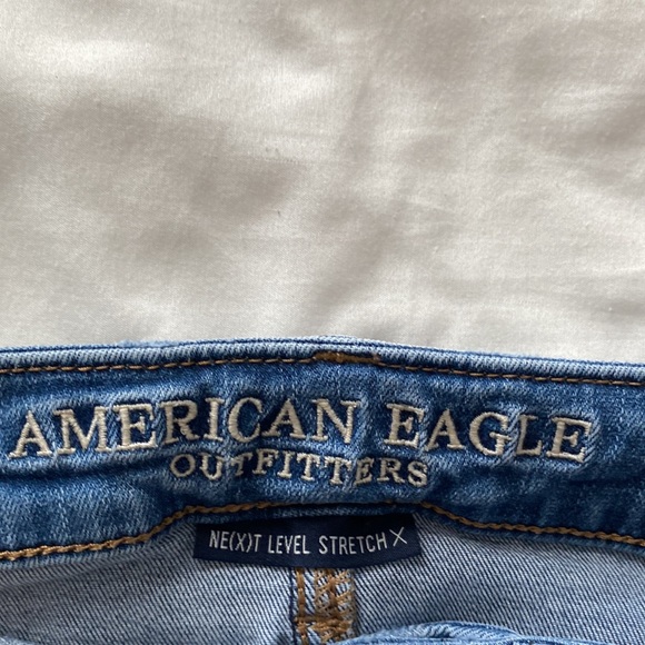 American Eagle Ripped Skinny Jeans - Picture 3 of 4